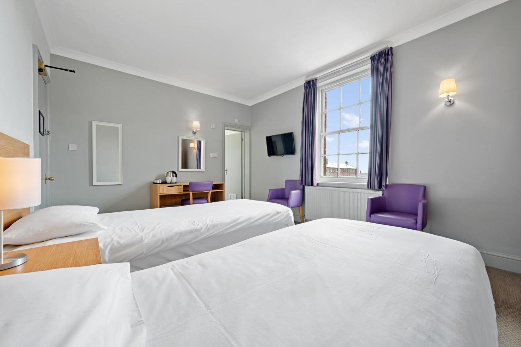 Royal 3* Whitby