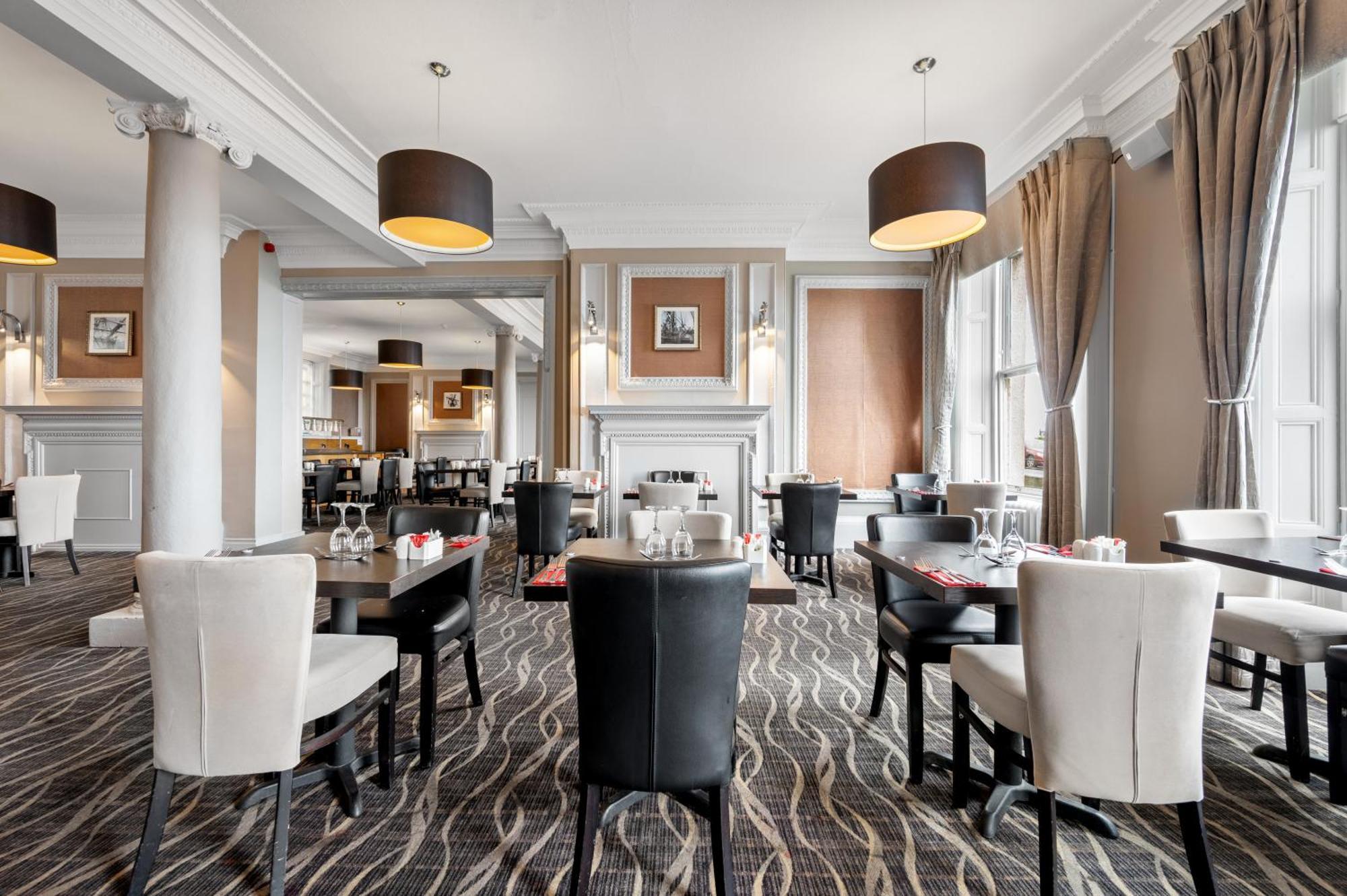 Royal Hotel 3*